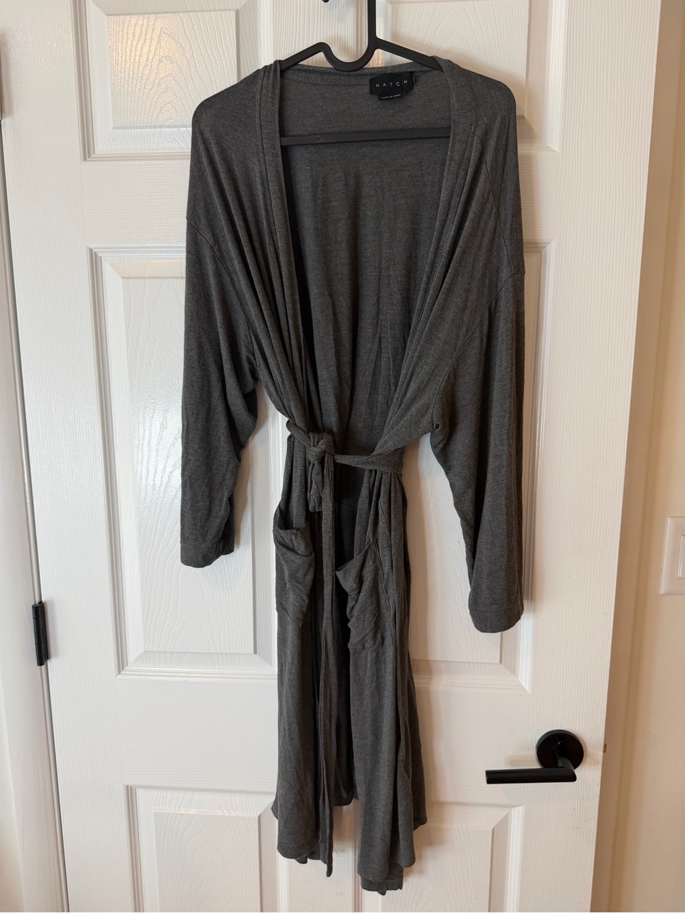 Hatch Maternity Charcoal Gray Lightweight Tie-Waist Robe